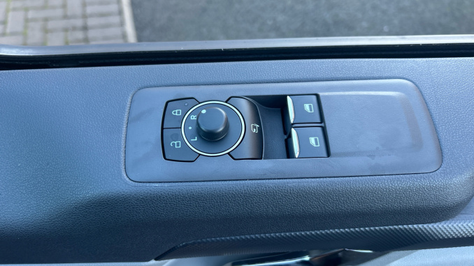 Ford Transit Custom 320 L1 Diesel Fwd 2.0 EcoBlue 150ps H1 Double Cab Van Limited - Image 24